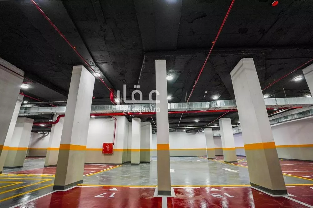 4 bedroom apartment in Al Mahdiyyah 3