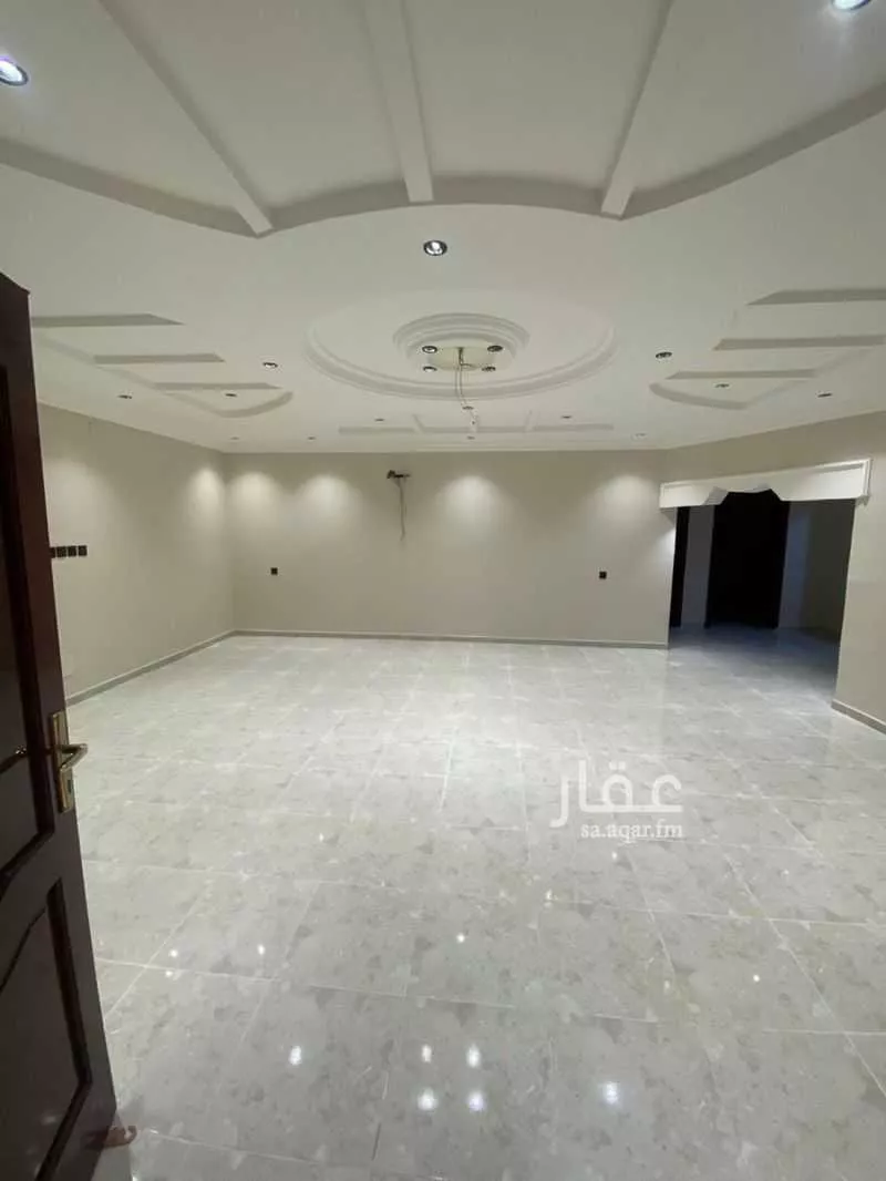 عمارة 936 م² في السكة الحديدية 4