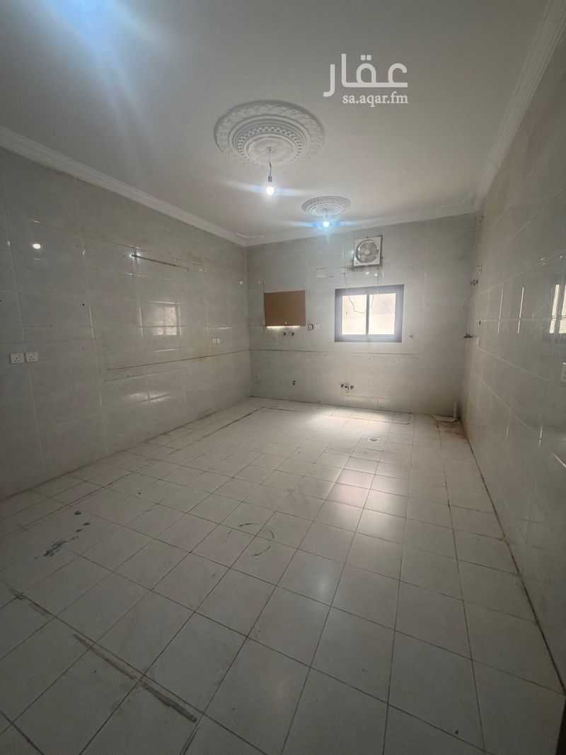 5 bedroom apartment in Al Qaswa, Madinah 11