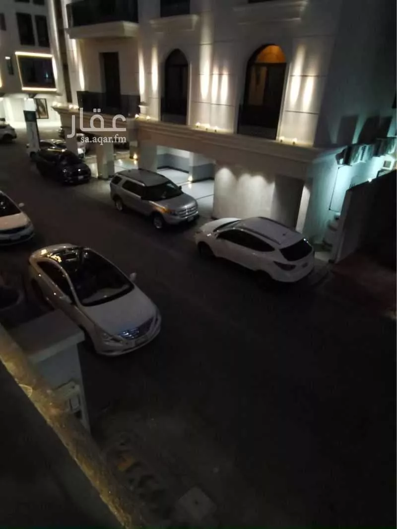 3 bedroom apartment in Al Rawdah 2