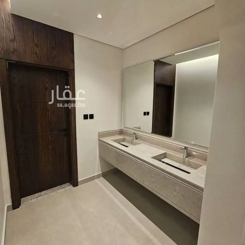 4 bedroom apartment in Al Salam, Madinah 9
