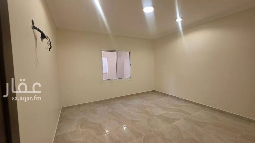 فيلا 6 غرف في الزمرد 3