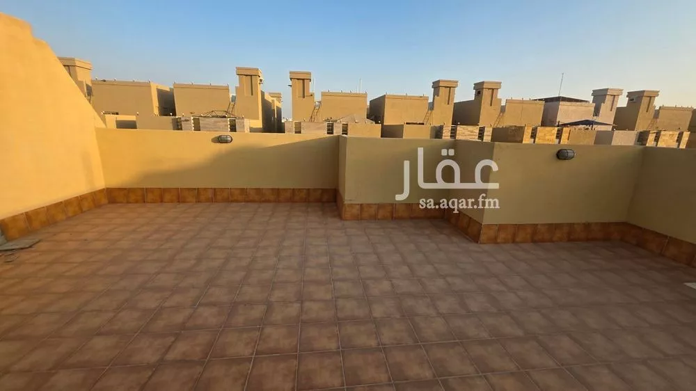 فيلا 6 غرف في الزمرد 2