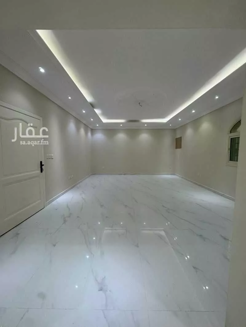 شقة 5 غرف في الواحة 2