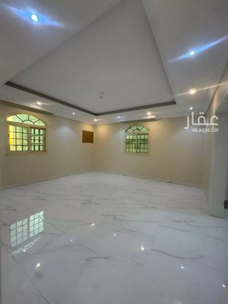 شقة 5 غرف في الواحة 3