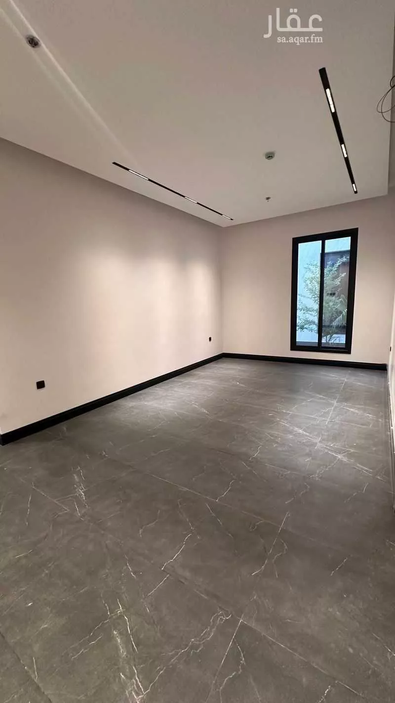 شقة 4 غرف في الرمال 5