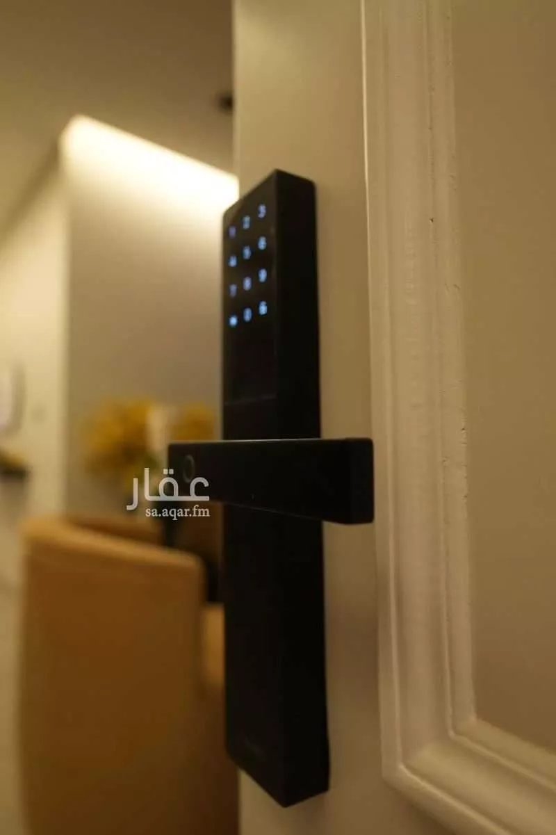 شقة 3 غرف في العارض 4