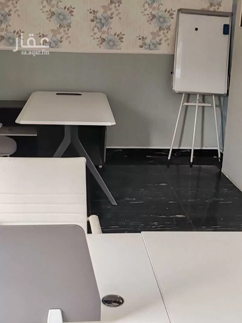 2 bedroom office in Al Aziziyah, Eastern Province 3