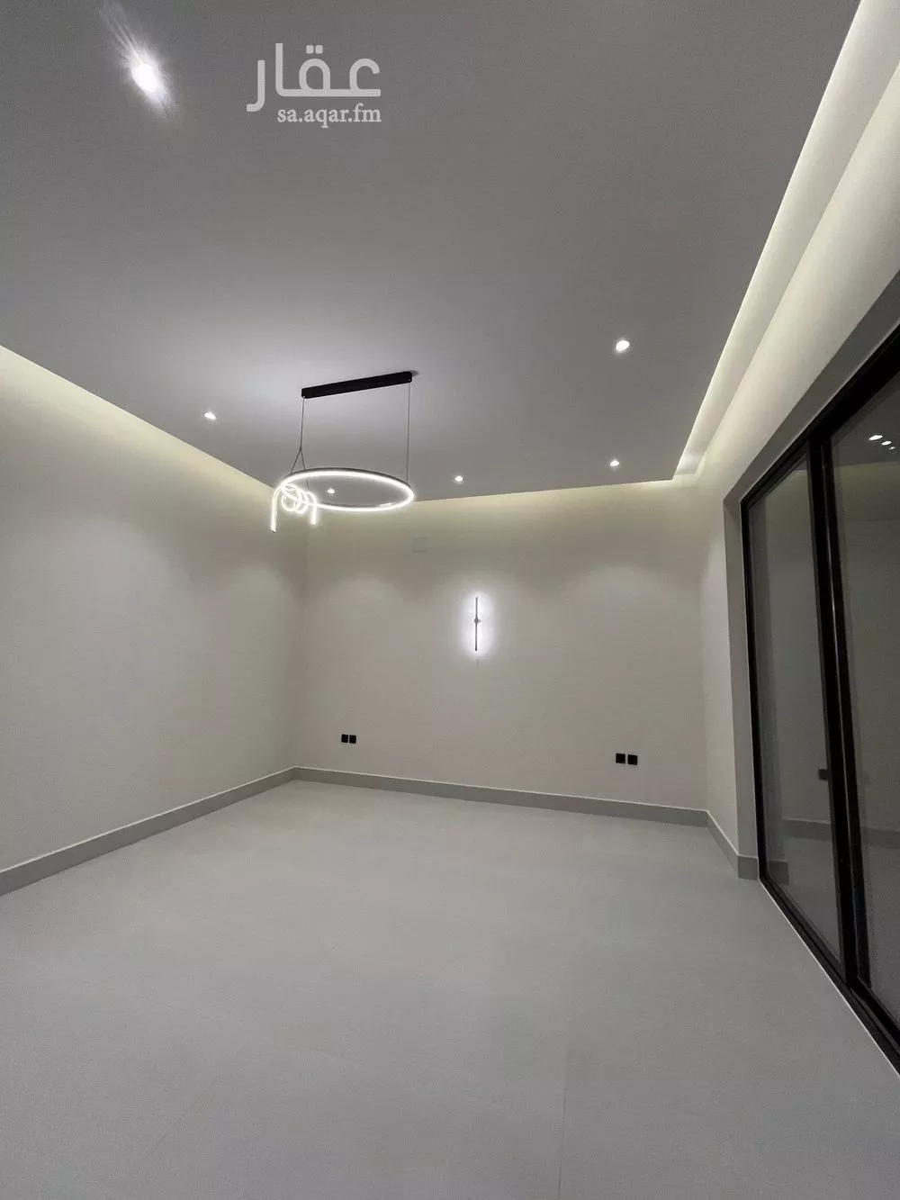 فيلا 6 غرف في المهدية 5