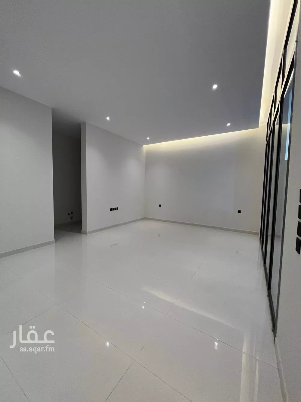 فيلا 6 غرف في المهدية 3