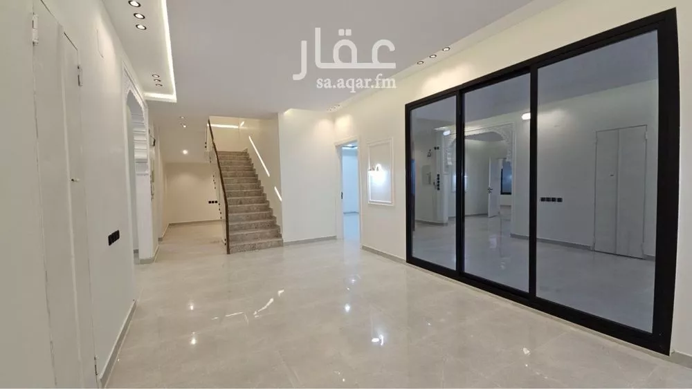 5 bedroom villa in Al Mahdiyyah, Riyadh 7