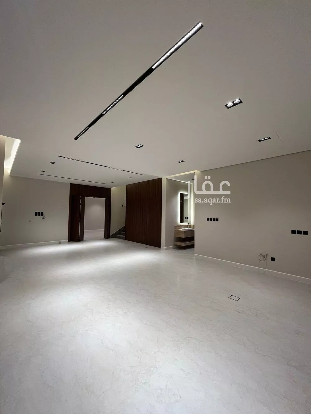 فيلا 6 غرف في المهدية 5