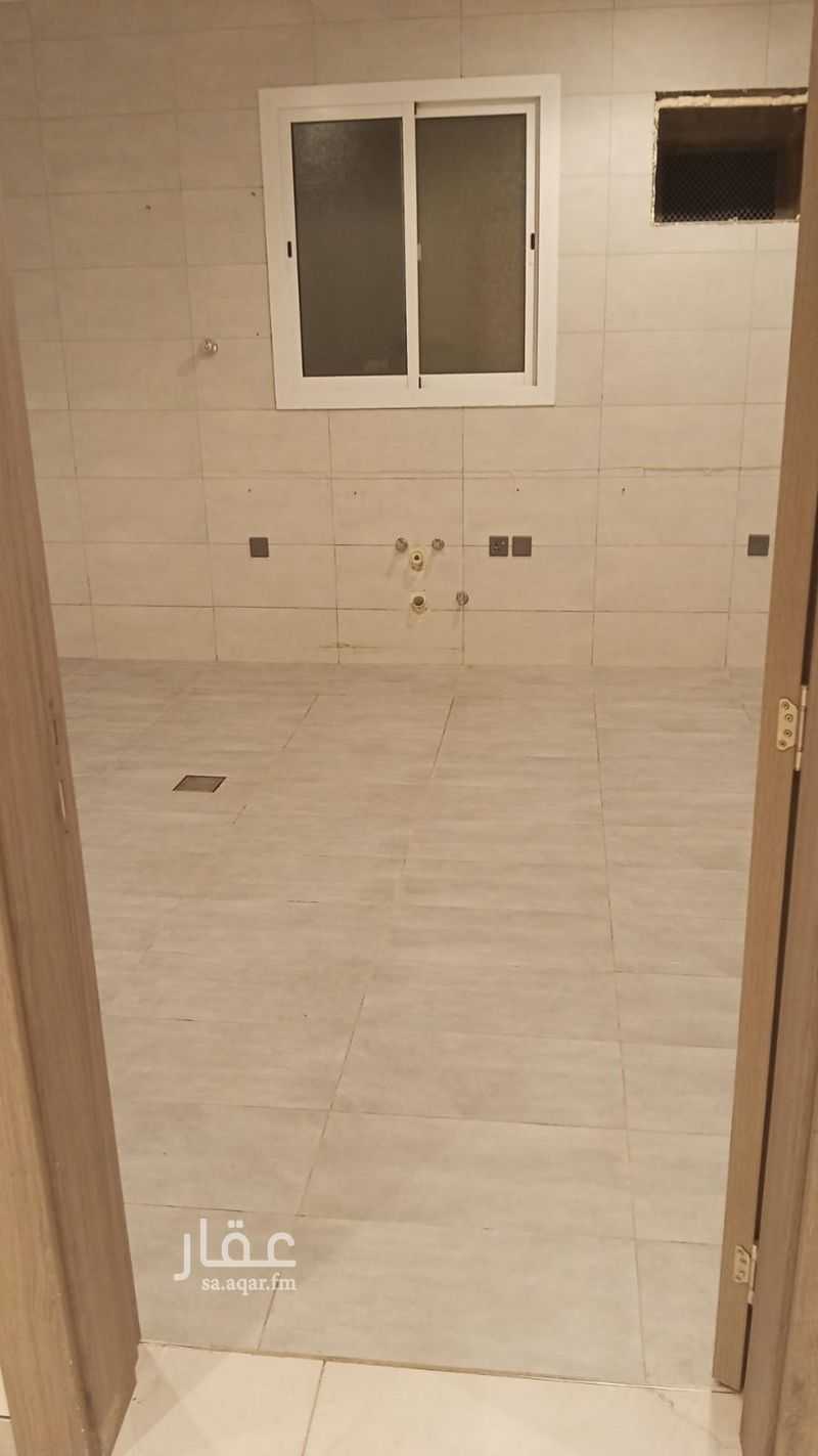 2 bedroom apartment in Ar Rayan, Jeddah 6