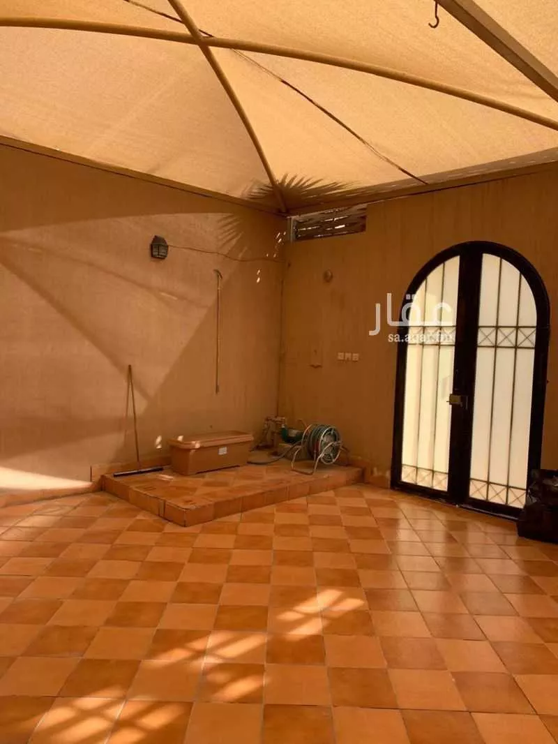 فيلا 4 غرف في المونسية 5