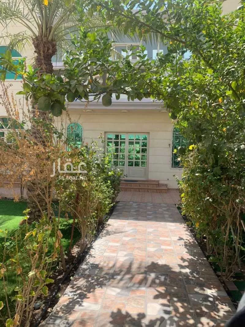 9 bedroom villa in Al Faisaliyyah 4