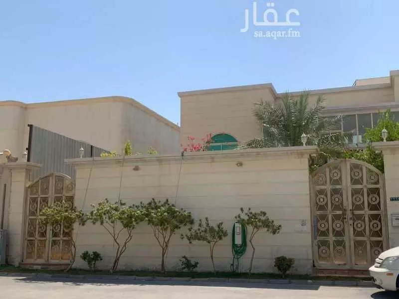 9 bedroom villa in Al Faisaliyyah 1