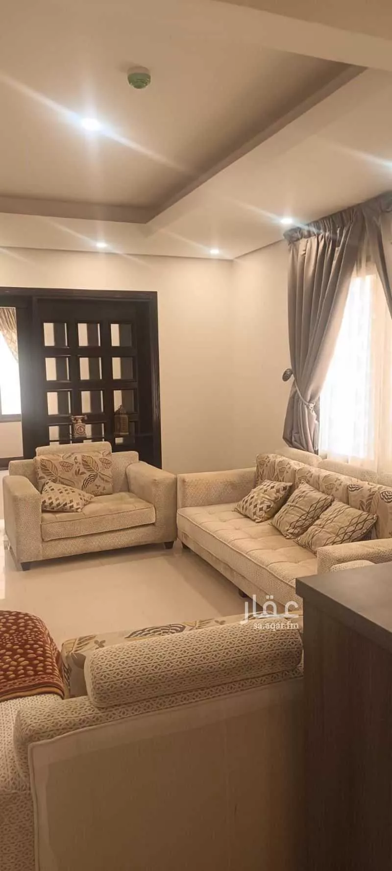 شقة 5 غرف في هجر 4