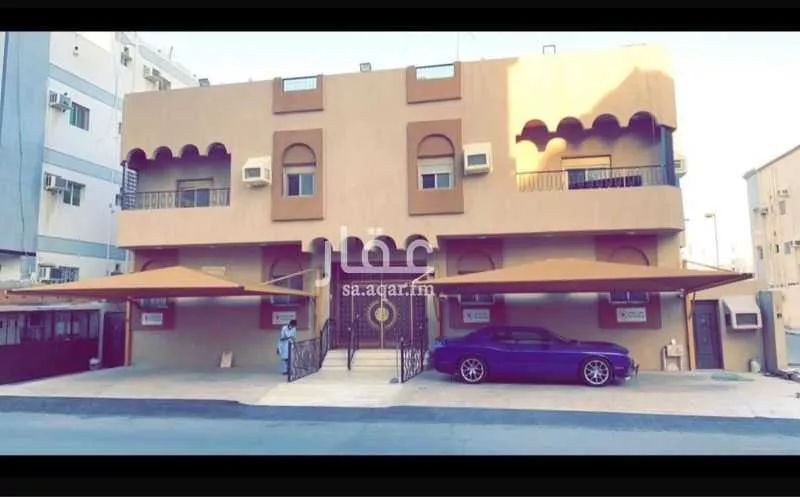 عمارة 528 م² في البوادي