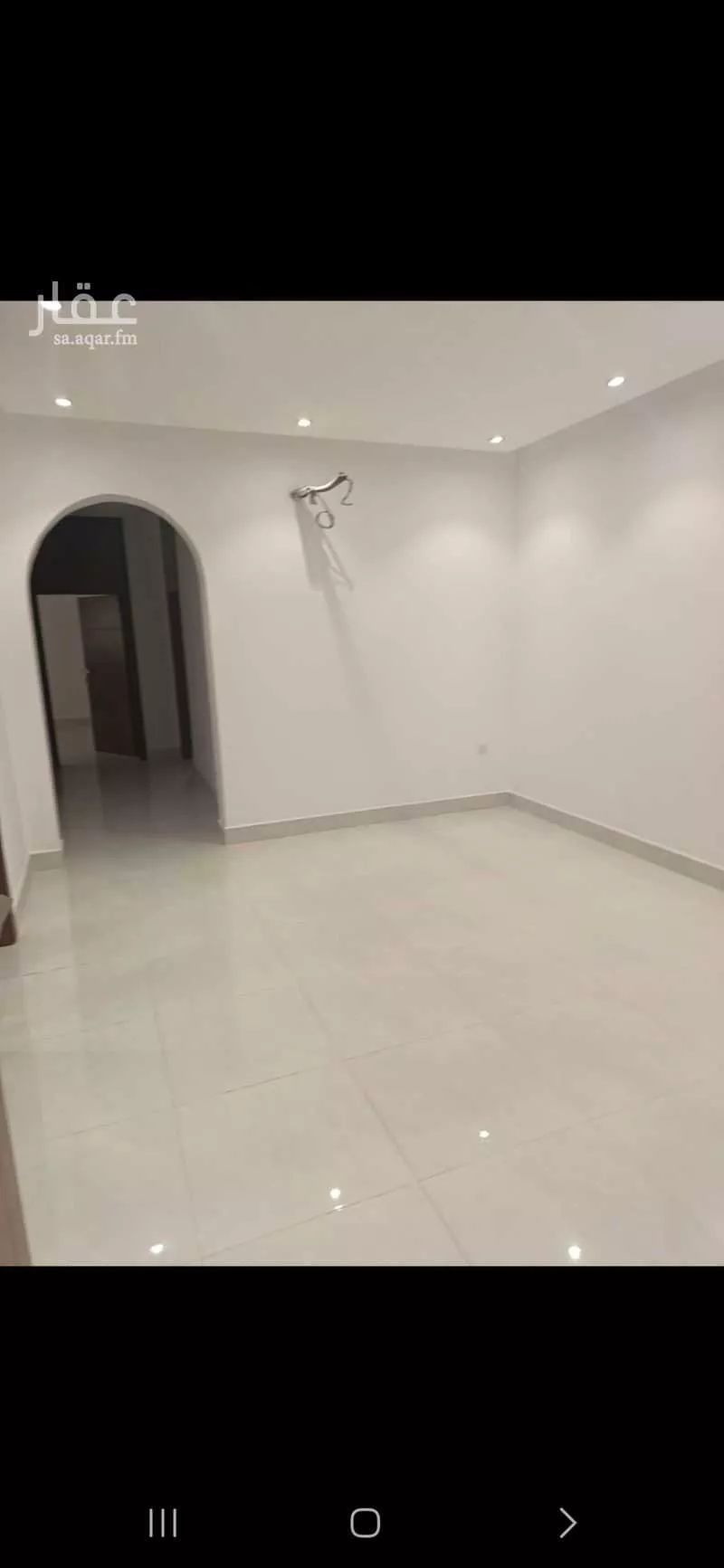 عمارة 625 م² في الفلاح 4