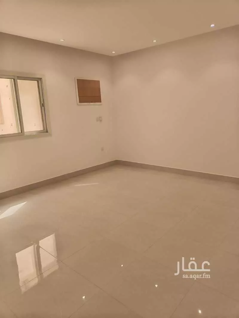 625 sqm building in Al Falah 5