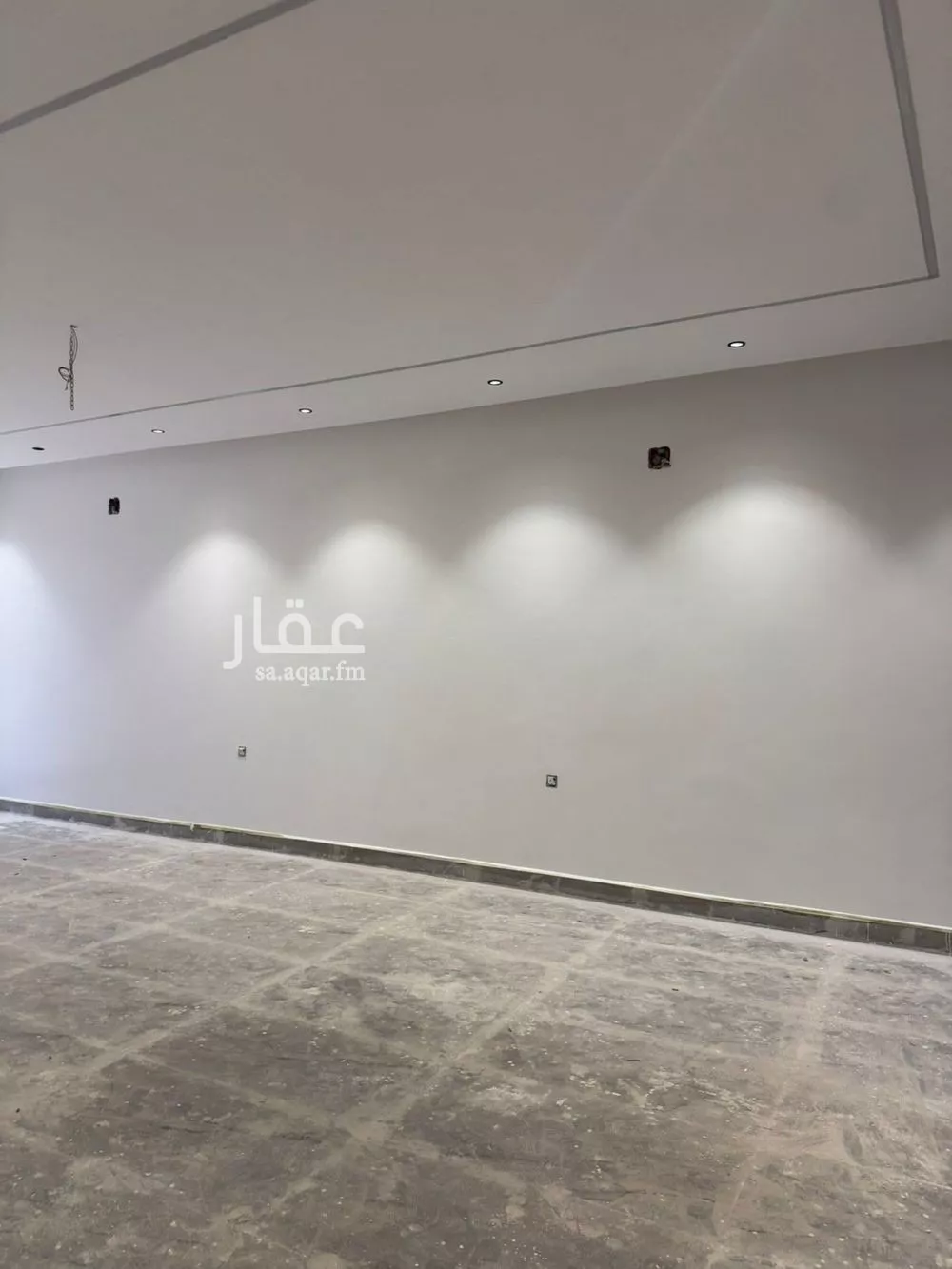 فيلا 5 غرف في الشرق 2