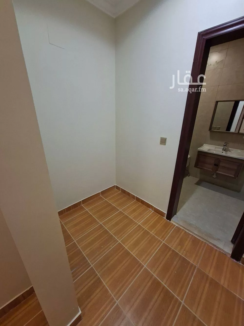 3 bedroom floor in Al Yasmin 3