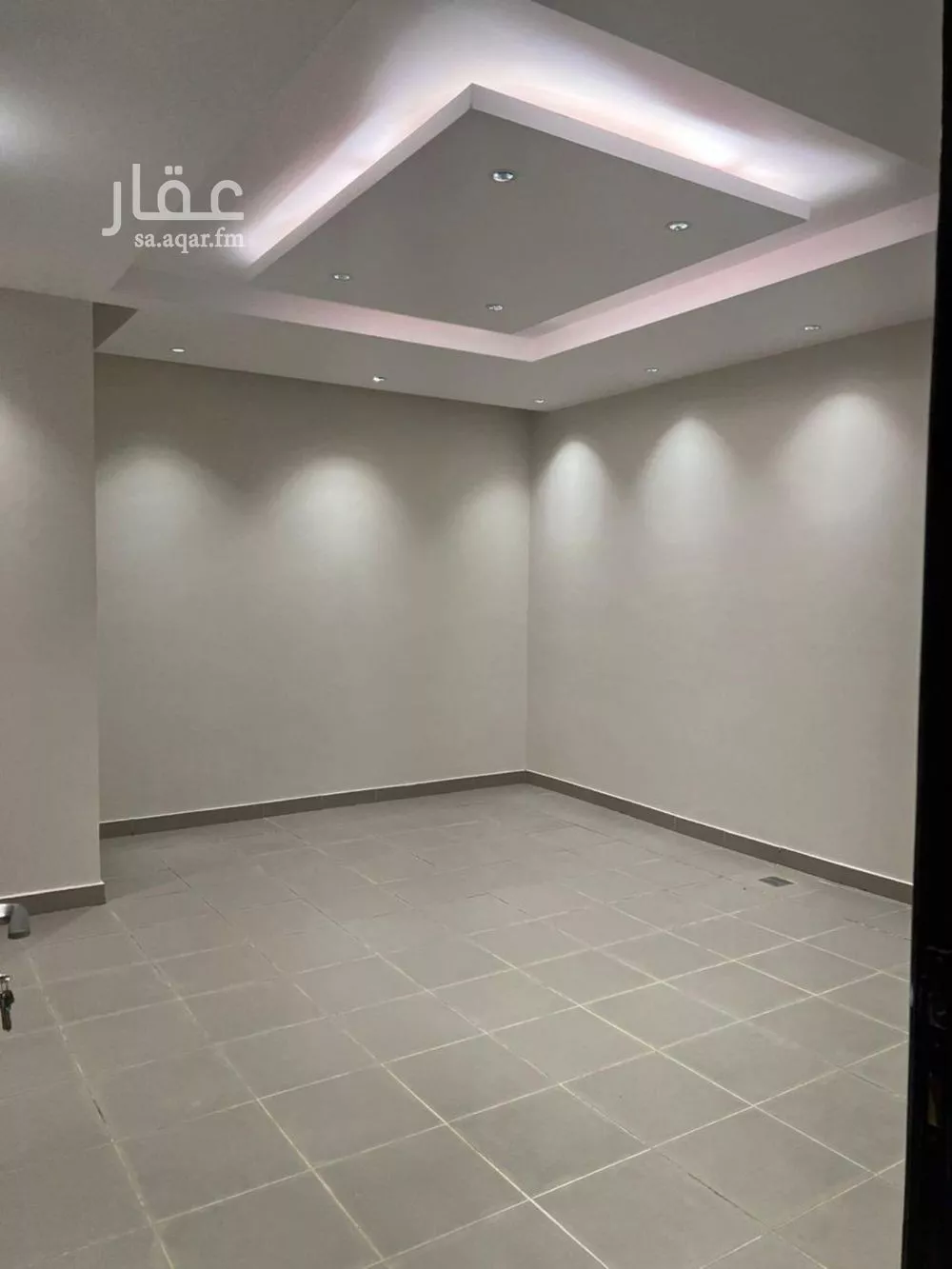 دور 3 غرف في الملقا 5