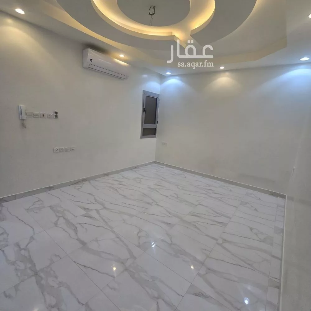 3 bedroom floor in Al Narjis 5