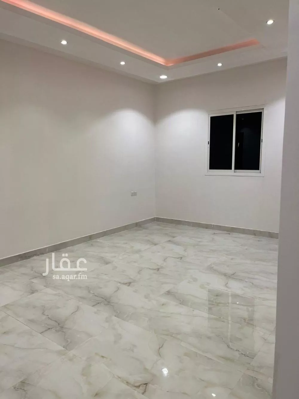 3 bedroom floor in Al Aridh 4