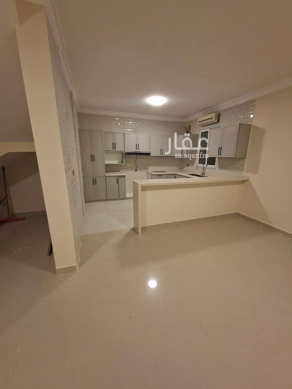 3 bedroom floor in Al Yasmin 2