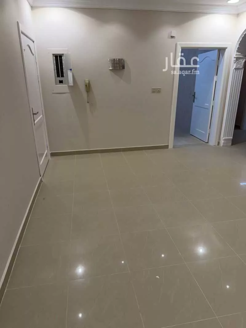 5 bedroom apartment in Al Difa, Madinah 4