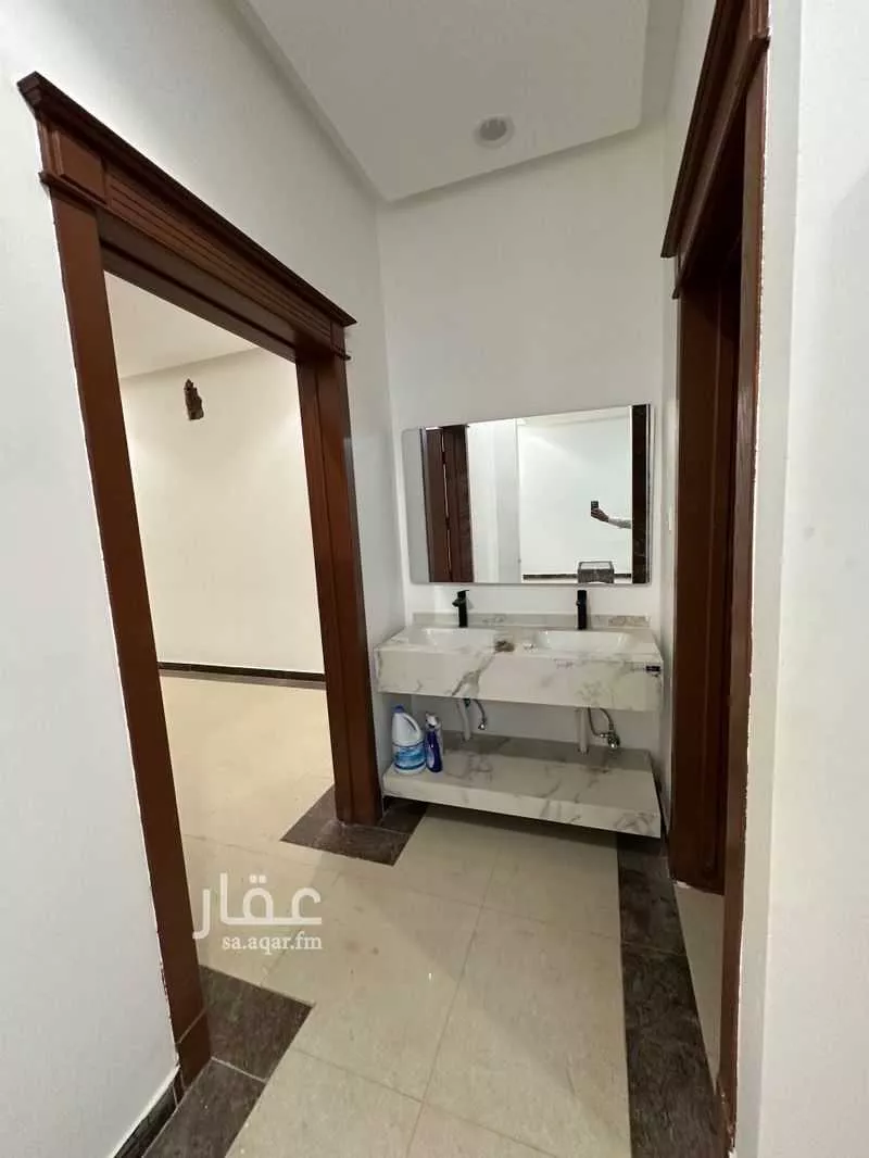 فيلا 9 غرف في المونسية 3