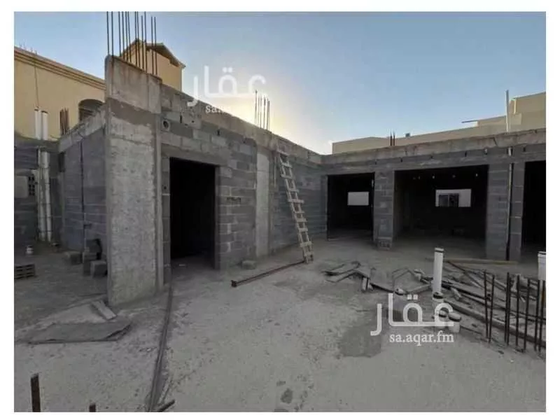 4 bedroom villa in Al Janadriyah 4