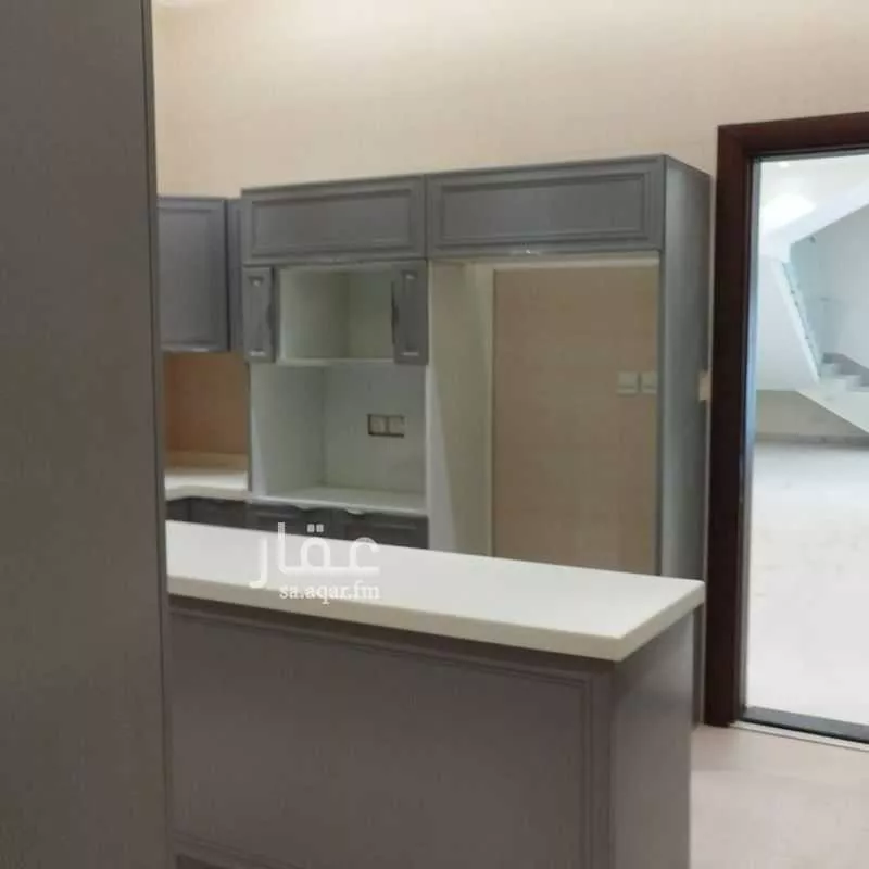 5 bedroom villa in Irqah, Riyadh 11