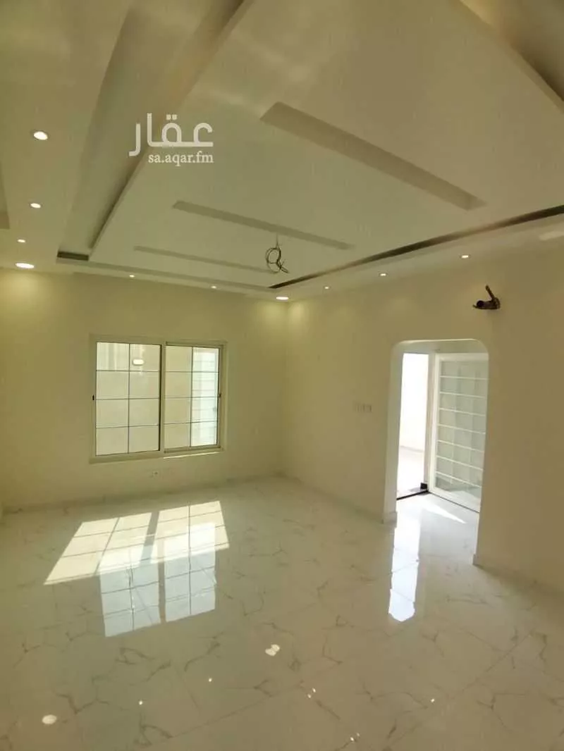 8 bedroom duplex in Al Dabab 2
