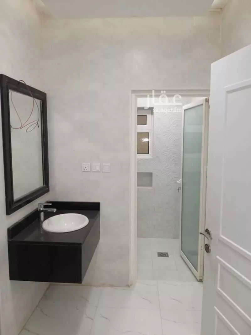 شقة 4 غرف في الزهور، الدمام 5