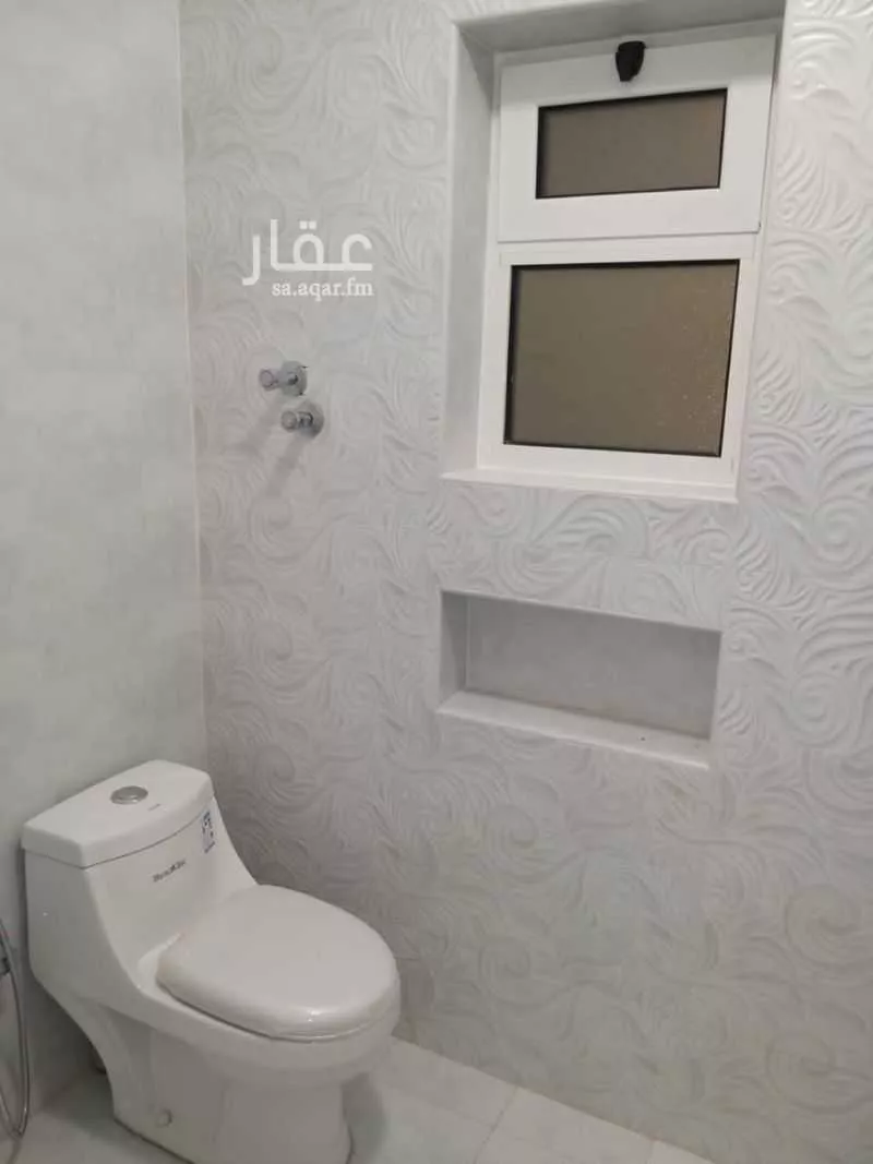 شقة 4 غرف في الزهور، الدمام 4