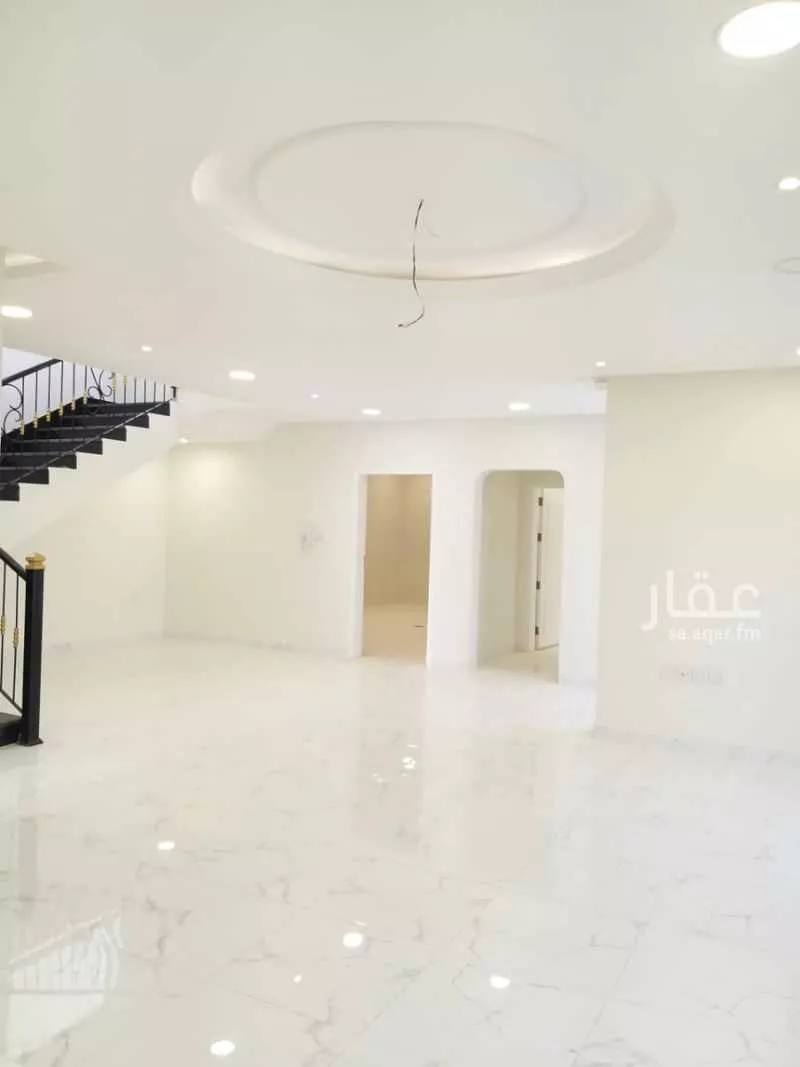 8 bedroom duplex in Al Dabab 3