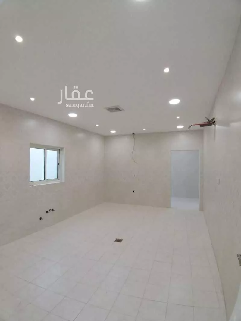 8 bedroom duplex in Al Dabab 5
