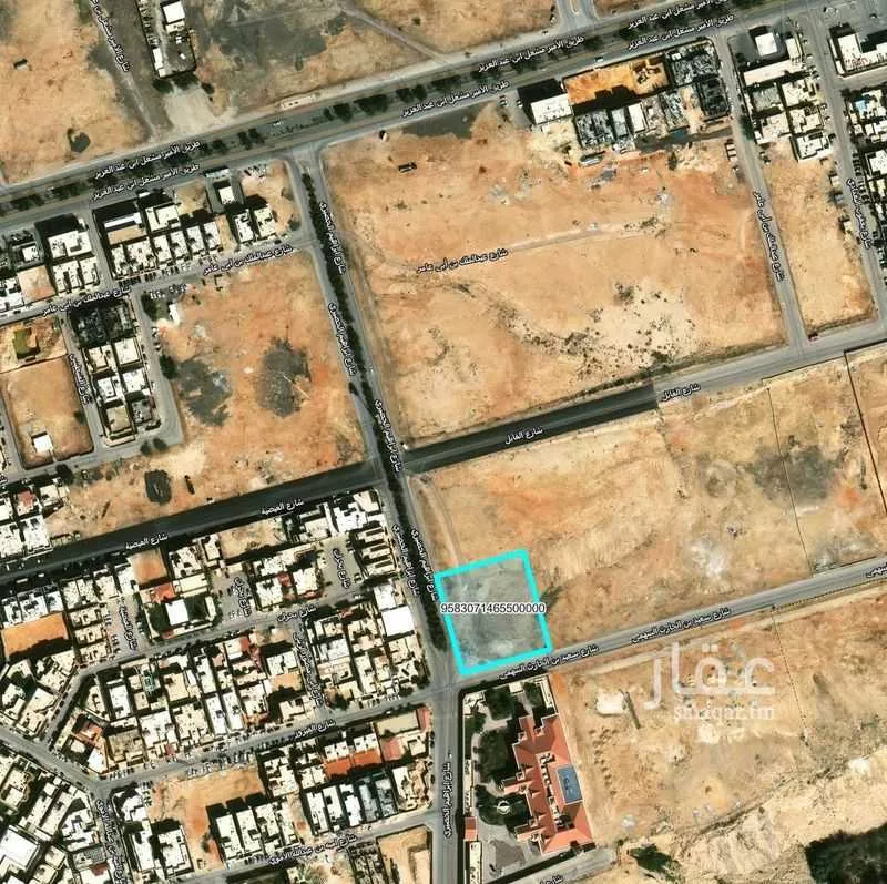 أرض 4752 م² في عرقة 2