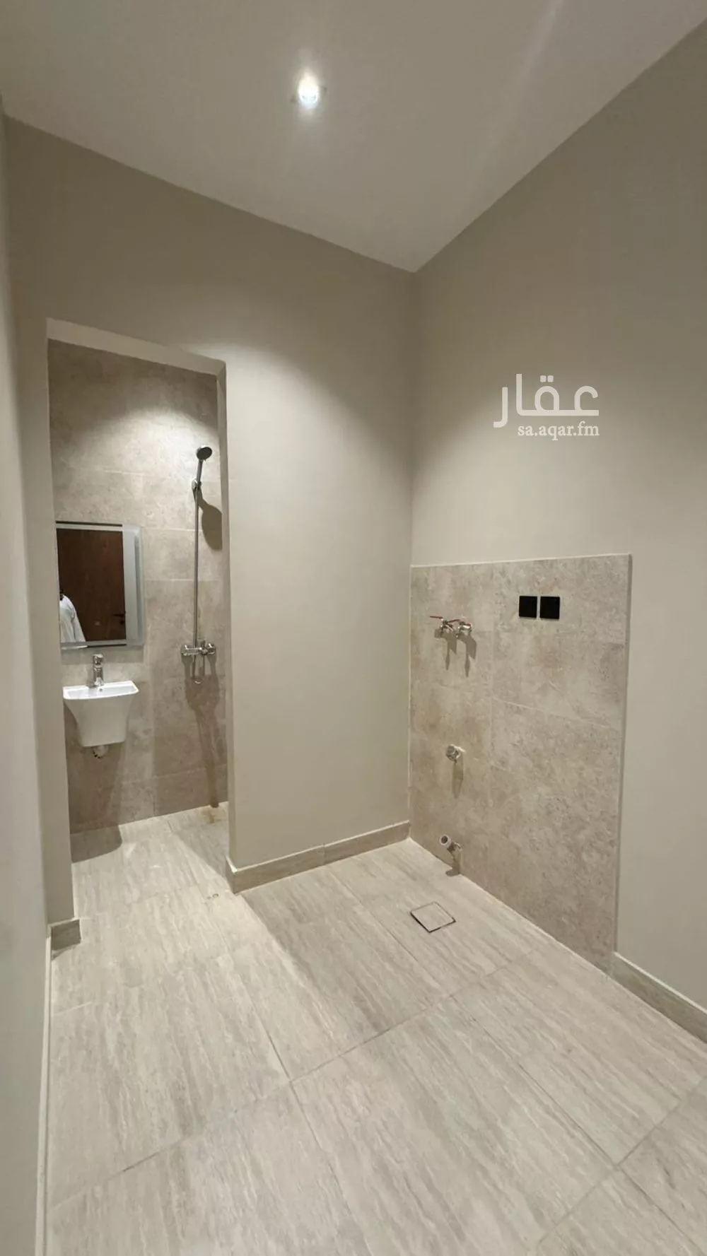 4 bedroom apartment in Al Nuzhah, Jeddah 11