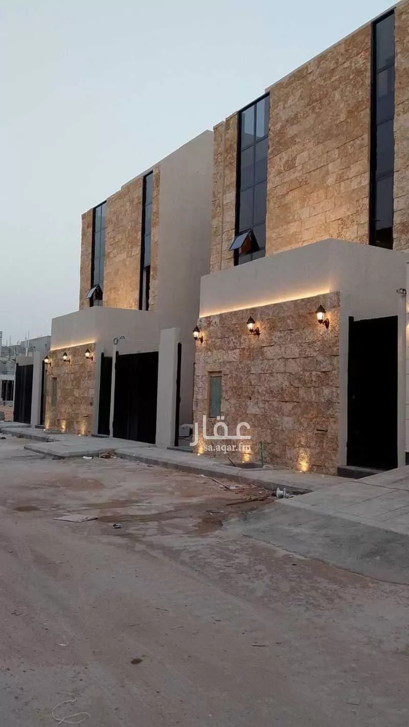 فيلا 11 غرف في الرمال 2