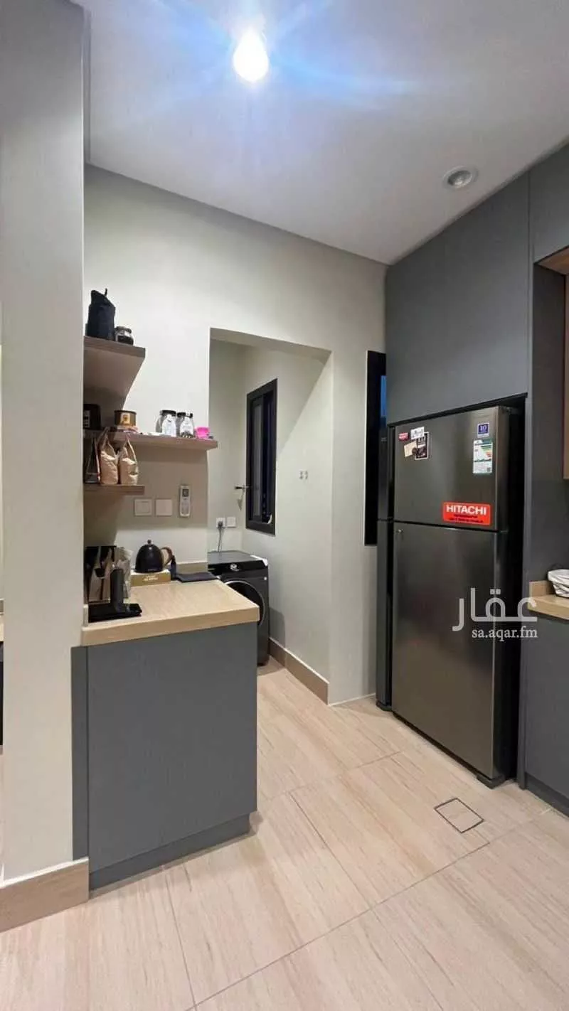 شقة 3 غرف في الحمرا 5