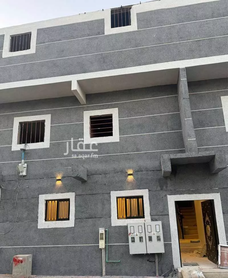 3 bedroom apartment in Al Yamamah 4