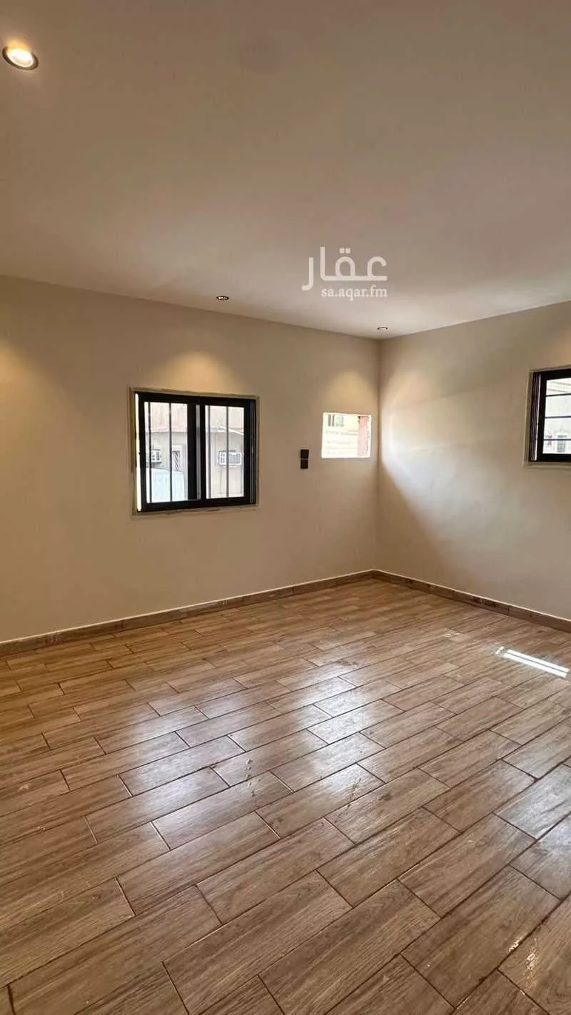 3 bedroom apartment in Al Yamamah 5