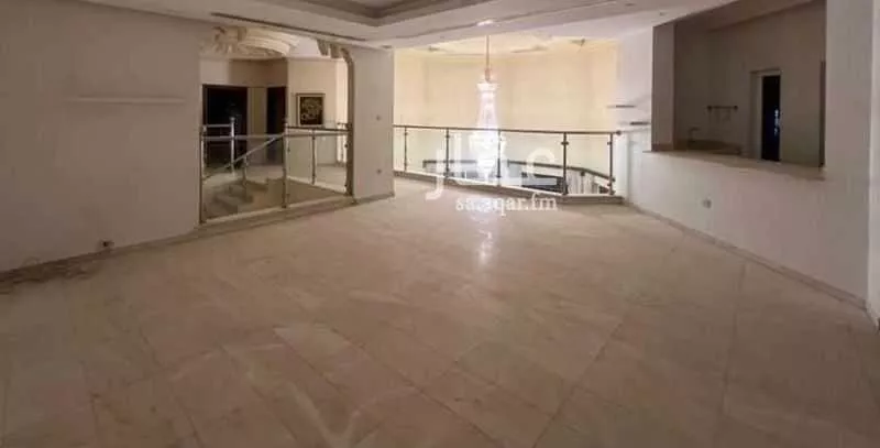 فيلا 8 غرف في الروابي 3