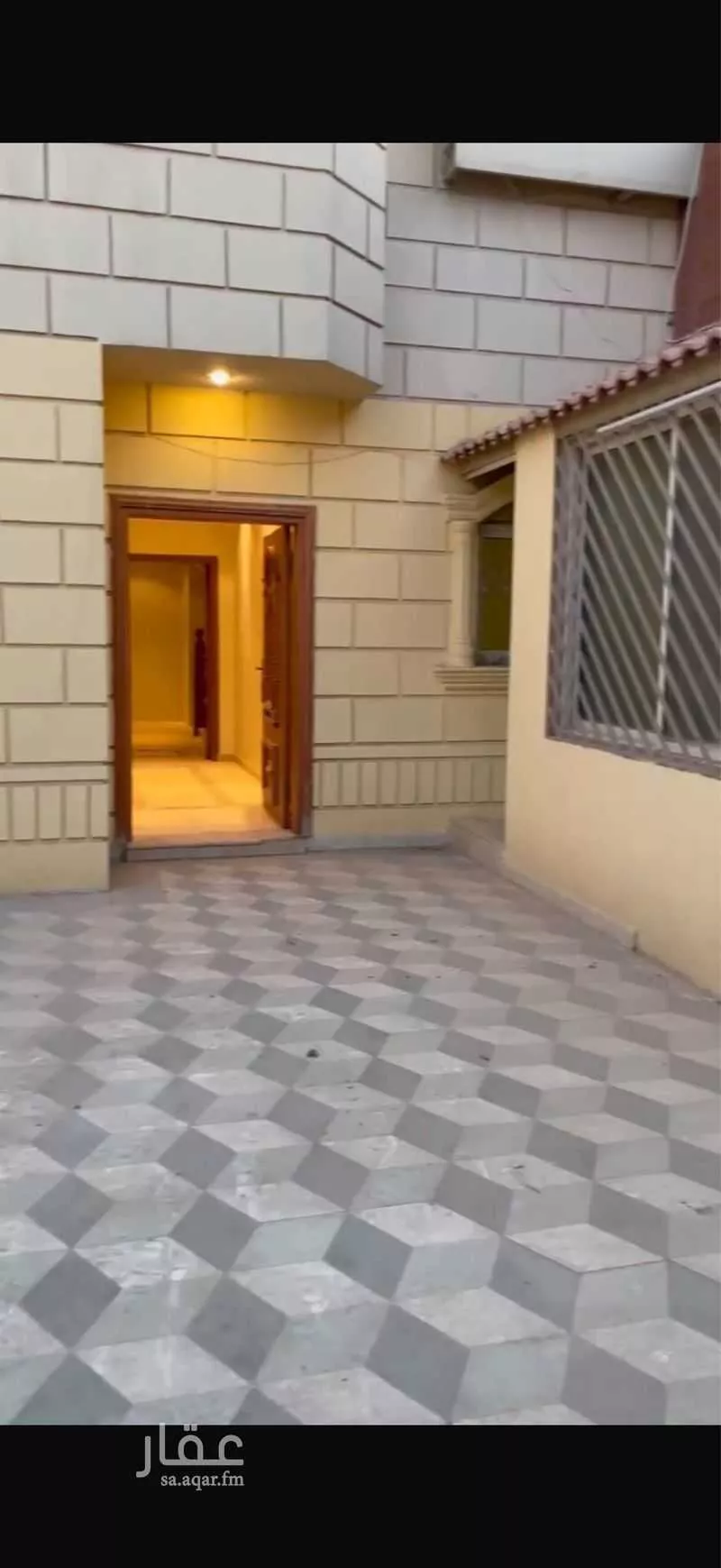 فيلا 9 غرف في الروابي 1