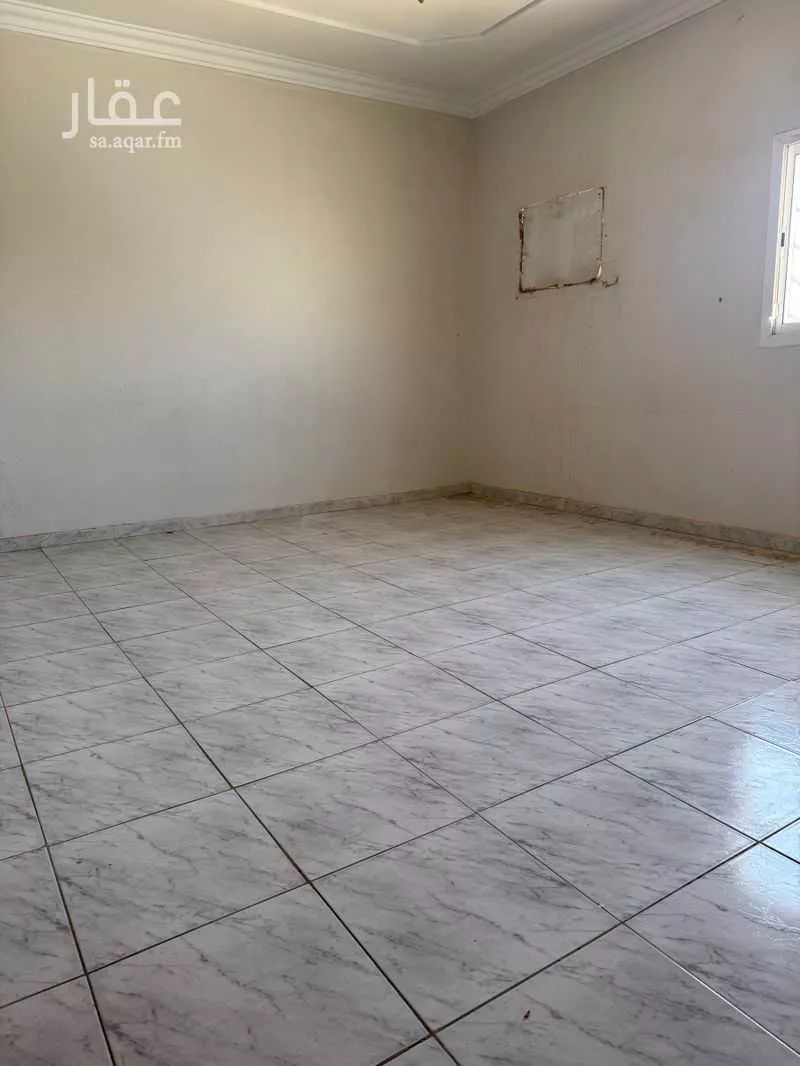 2 bedroom floor in Dhahrat Laban 4