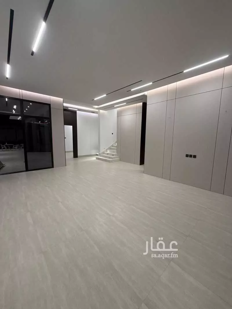 فيلا 6 غرف في الخليج 5