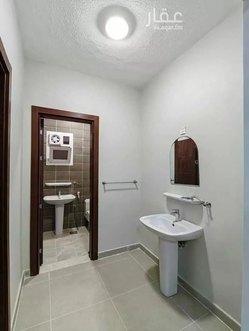 4 bedroom villa in Al Janadriyah, Riyadh 5